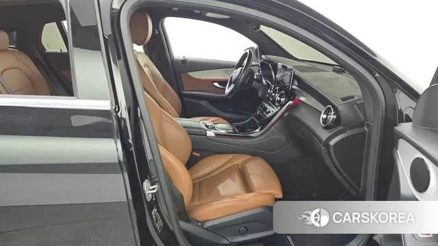 Mercedes-Benz GLC-Class X253 2020 Черный из Кореи, фото 2