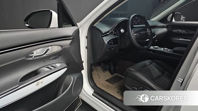 Genesis GV70 2023 Белый из Кореи, фото 2