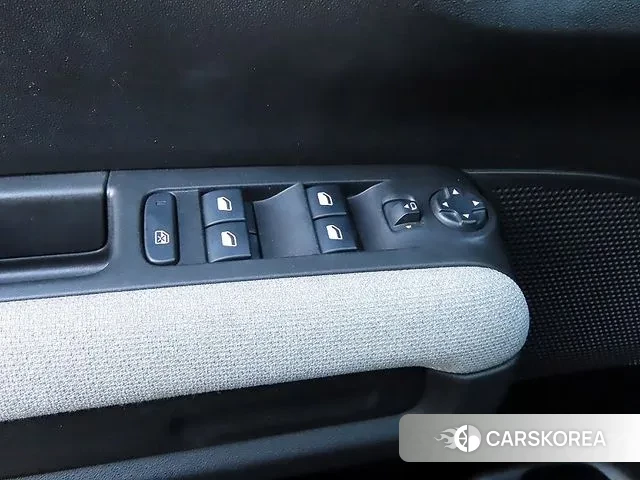 Citroen / DS C3 Aircross 2019 Серебристо-серый из Кореи, фото 2