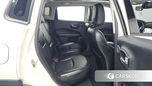 Jeep Compass 2nd Generation 2019 Белый из Кореи, фото 2