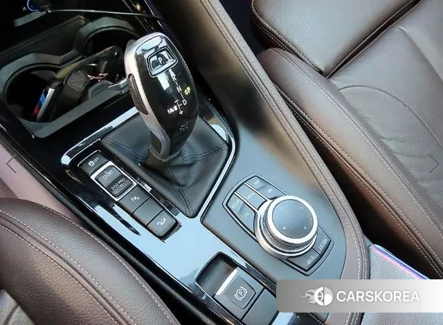 BMW X1 (F48) 2021 Белый из Кореи, фото 2