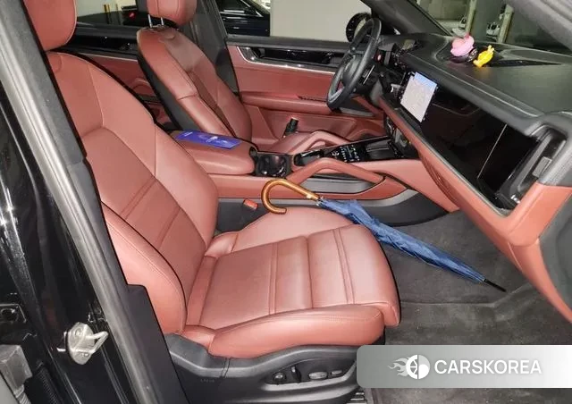 Porsche Cayenne (PO536) 2024 Черный из Кореи, фото 2