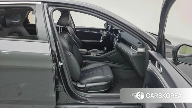 Kia K5 3rd generation 2021 Серый из Кореи, фото 2