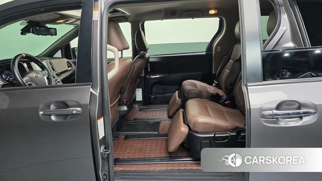 Toyota Sienna 2019 Серый из Кореи, фото 2