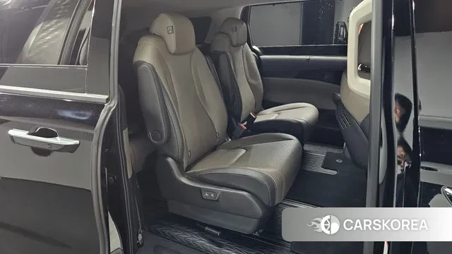 Kia The New Carnival 4th Generation 2024 Черный из Кореи, фото 2