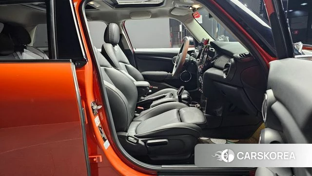 Mini Cooper 2021 Оранжевый из Кореи, фото 2