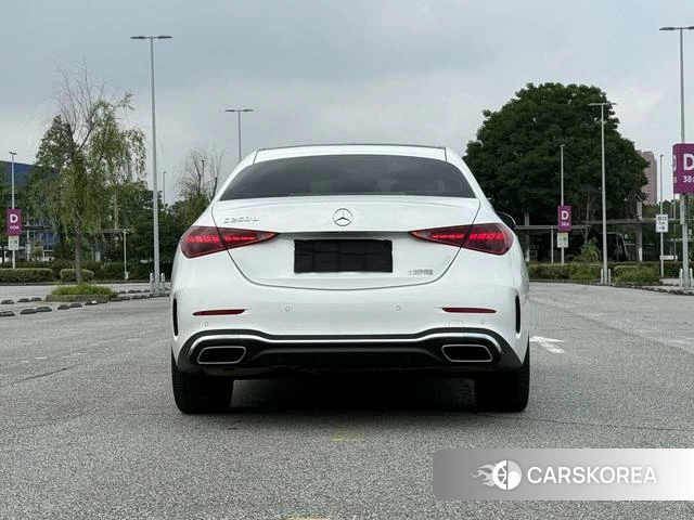Mercedes-Benz Class C 2025 Белый из Китая, фото 2