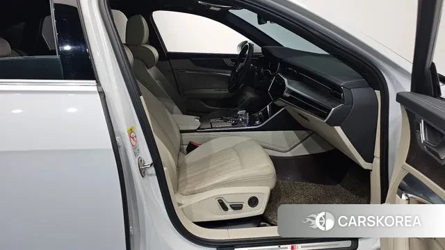 Audi A6 (C8) 2020 Белый из Кореи, фото 2