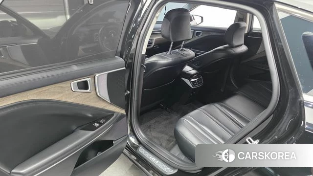 Kia K8 2023 Черный из Кореи, фото 2