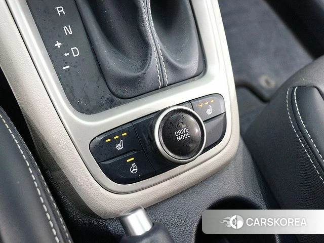 Hyundai Venue 2020 Белый из Кореи, фото 2