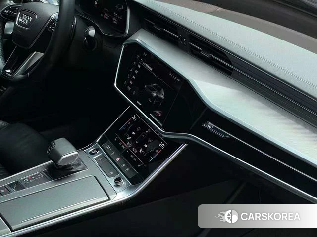 Audi A7 2021 Черный из Китая, фото 2