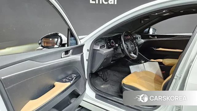 Kia K5 3rd generation 2022 Белый из Кореи, фото 2