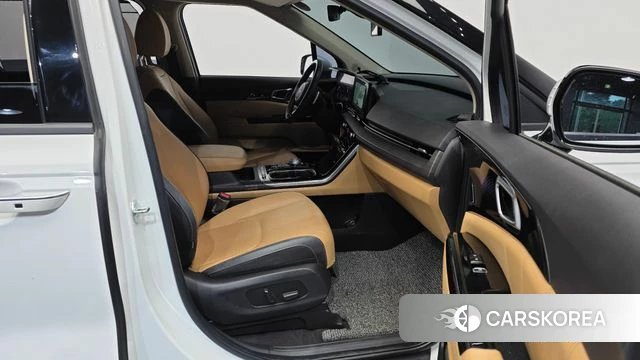 Kia Carnival 4th generation 2023 Белый из Кореи, фото 2
