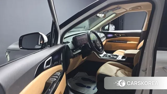 Kia Carnival 4th generation 2023 Белый из Кореи, фото 2