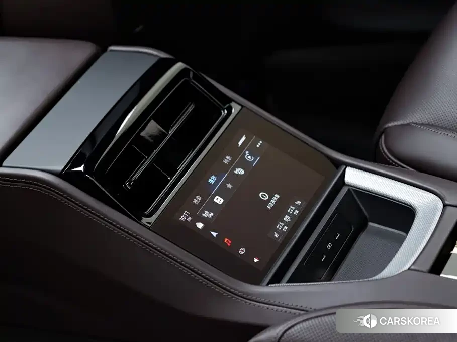 Porsche Panamera 2024 Зеленый из Китая, фото 2