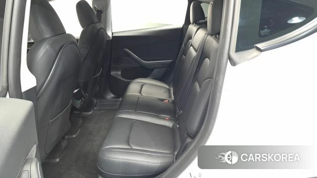 Tesla Model Y 2025 Белый из Кореи, фото 2