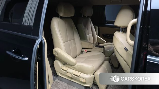 Kia The New Carnival 2019 Черный из Кореи, фото 2