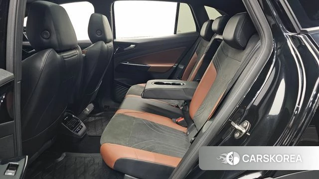Volkswagen ID.4 2022 Черный из Кореи, фото 2