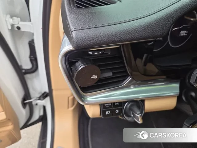 Porsche Panamera (971) 2020 Белый из Кореи, фото 2