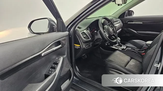 Kia Seltos 2020 Серый из Кореи, фото 2