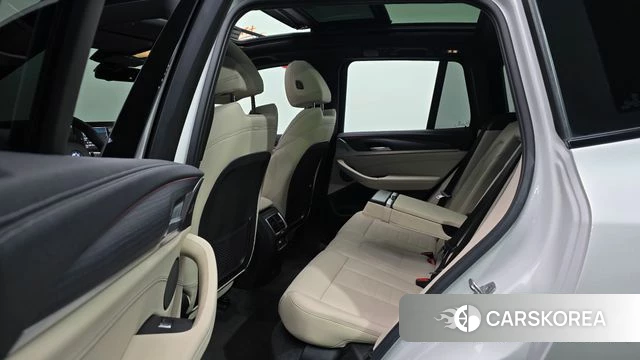BMW iX3 2023 Белый из Кореи, фото 2