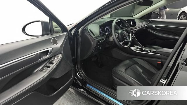 Hyundai Sonata Hybrid (DN8) 2022 Черный из Кореи, фото 2