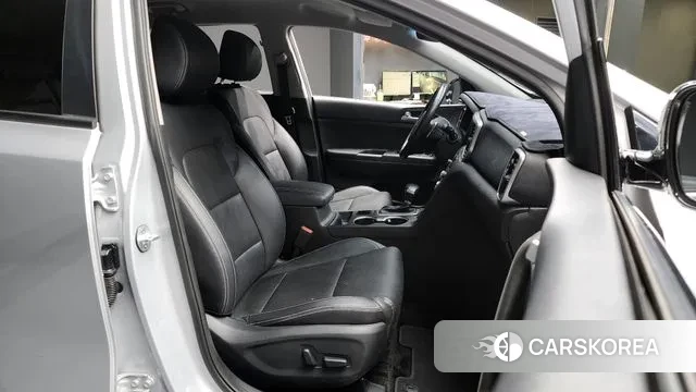 Kia Sportage The Bold 2019 Серебряный из Кореи, фото 2