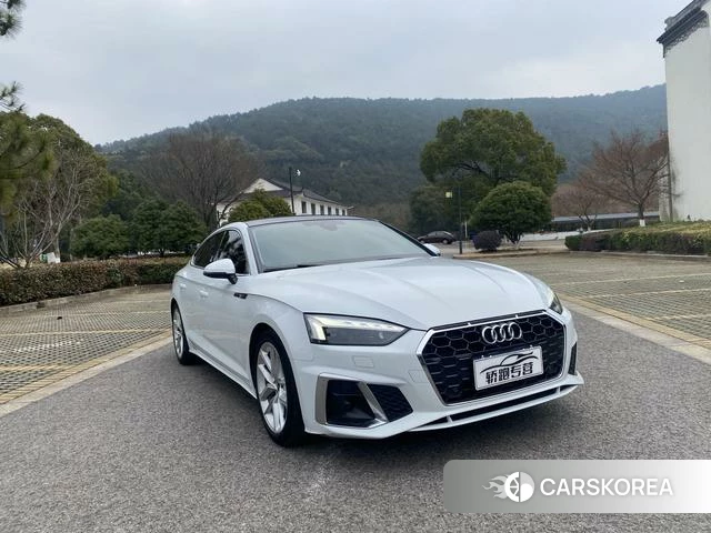 Audi A5 2023 Белый из Китая, фото 2