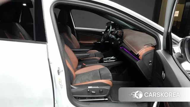 Volkswagen ID.4 2022 Белый из Кореи, фото 2