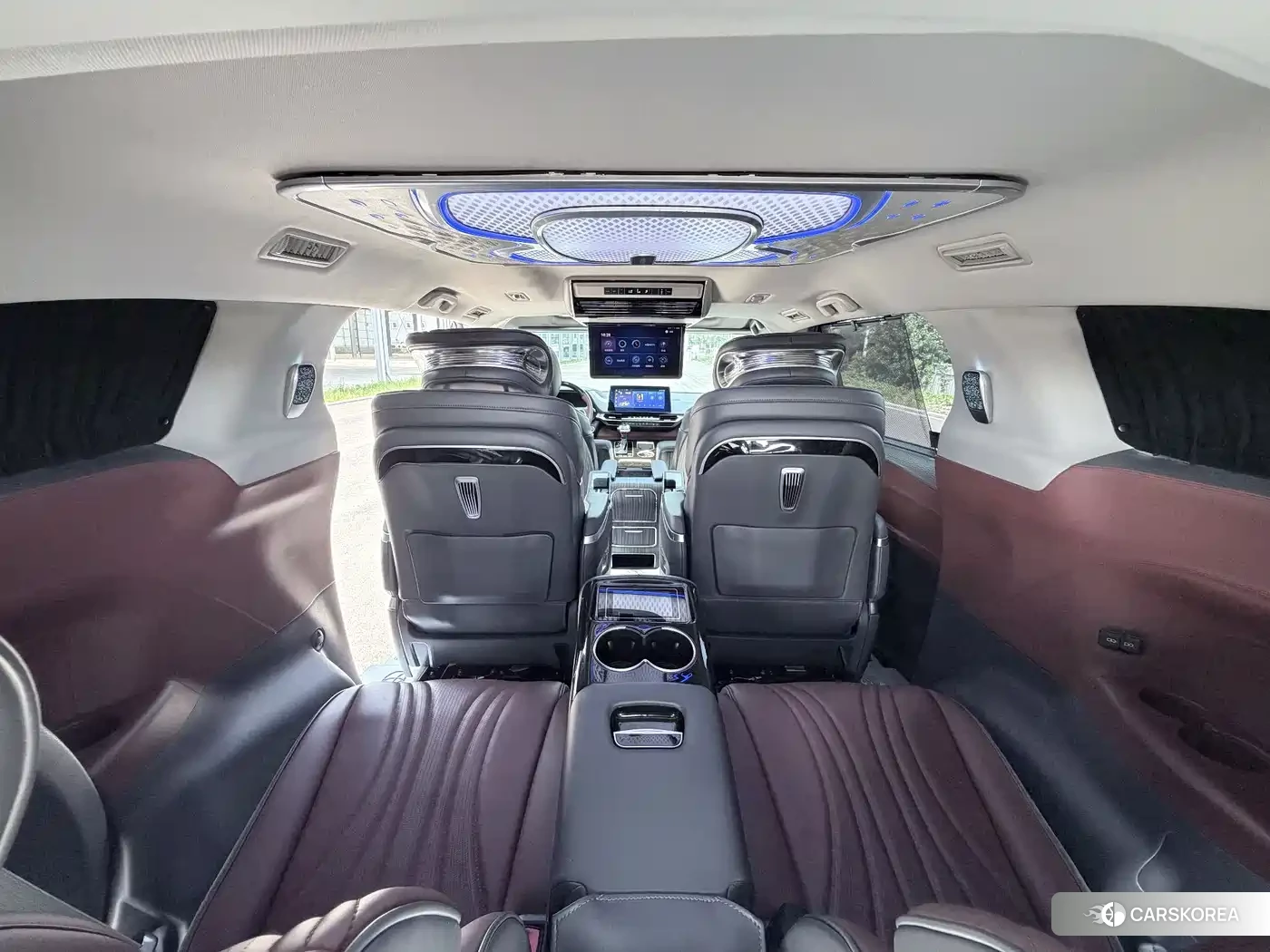 Toyota Sienna 2022 Черный из Китая, фото 2