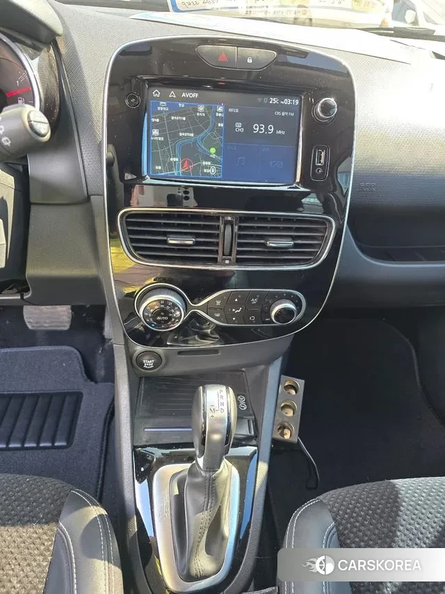 Renault Korea (Samsung) Clio 2019 Жемчужный цвет из Кореи, фото 2