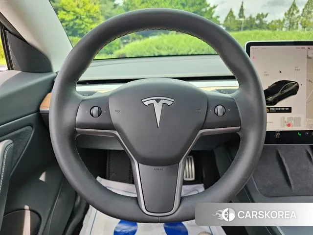 Tesla Model 3 2021 Черный из Кореи, фото 2