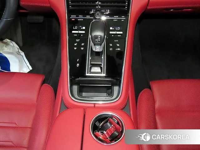 Porsche Panamera (971) 2022 Черный из Кореи, фото 2