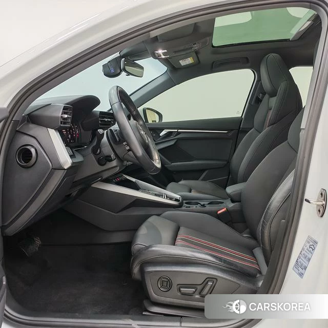 Audi A3 2021 Белый из Китая, фото 2