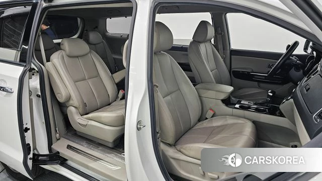 Kia The New Carnival 2018 Белый из Кореи, фото 2