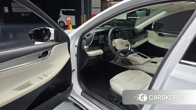 Hyundai The New Grandeur IG Hybrid 2022 Белый из Кореи, фото 2