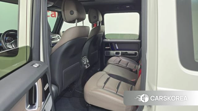 Mercedes-Benz G-Class W463b 2021 Белый из Кореи, фото 2