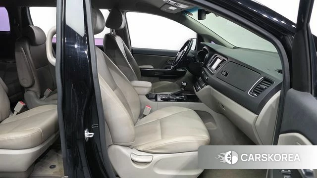 Kia The New Carnival 2018 Черный из Кореи, фото 2