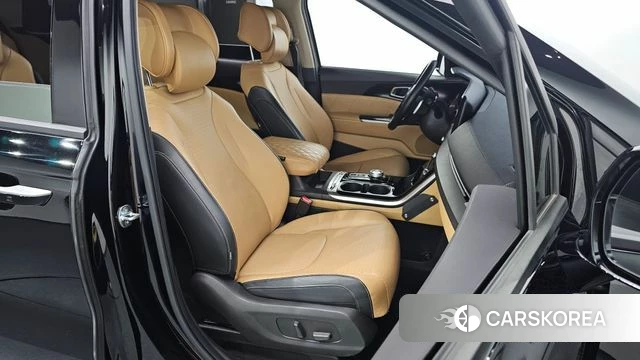 Kia Carnival 4th generation 2021 Черный из Кореи, фото 2