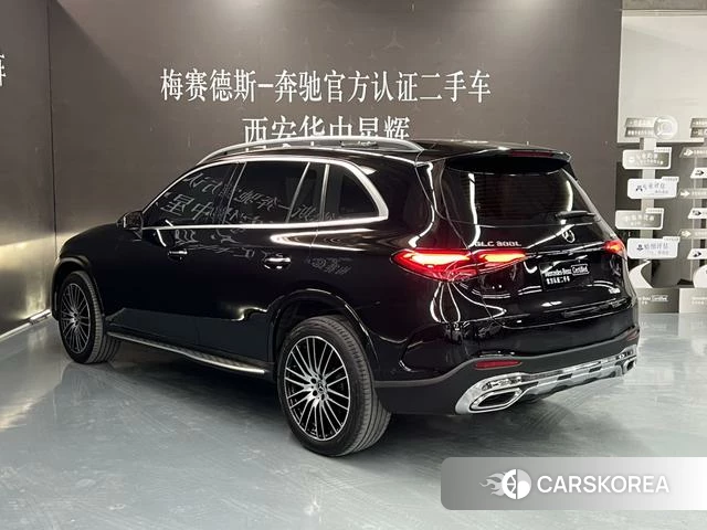 Mercedes-Benz GLC 2024 Черный из Китая, фото 2
