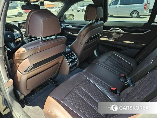 BMW 7 Series (G11) 2020 Черный из Кореи, фото 2