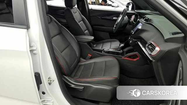 Chevrolet (GM Daewoo) Trailblazer 2021 Белый из Кореи, фото 2