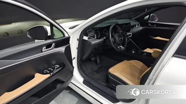 Kia K5 3rd generation 2021 Белый из Кореи, фото 2