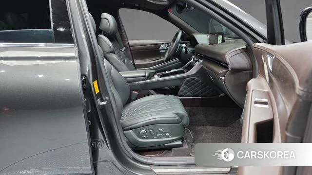 Genesis GV80 2023 Серый из Кореи, фото 2