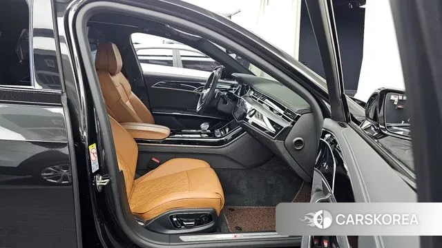 Audi A8 (D5) 2023 Черный из Кореи, фото 2