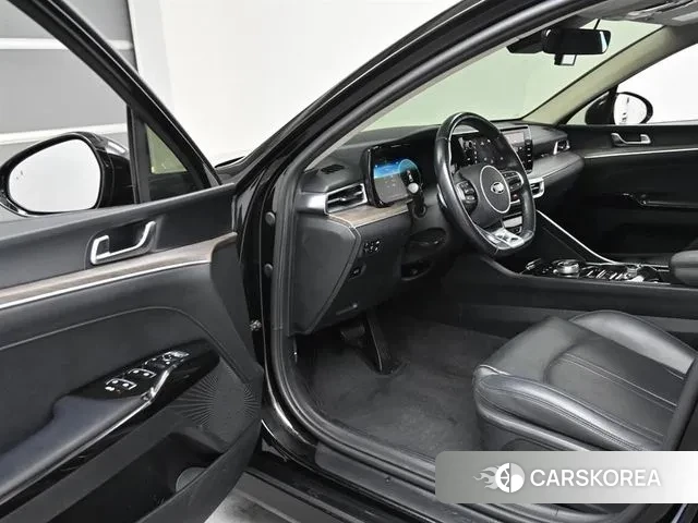 Kia K5 3rd generation 2021 Черный из Кореи, фото 2