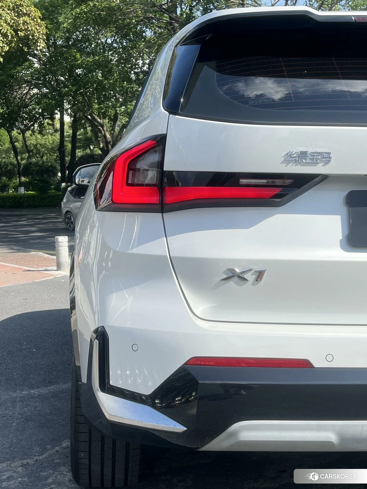 BMW X1 2025 Белый из Китая, фото 2