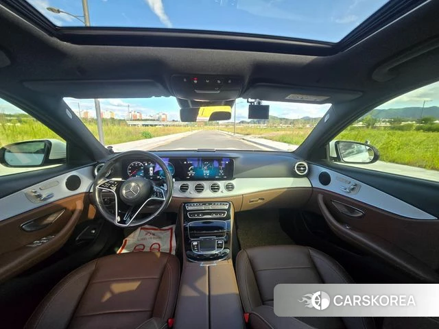 Mercedes-Benz E-Class W213 2020 Белый из Кореи, фото 2