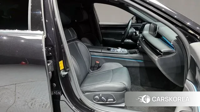 Genesis G90 (RS4) 2024 Черный из Кореи, фото 2