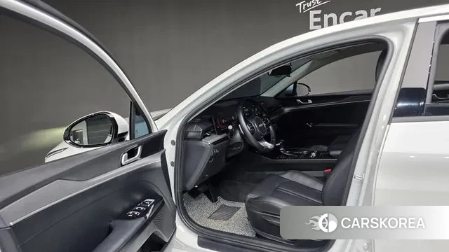 Kia The New K5 3rd generation 2025 Белый из Кореи, фото 2